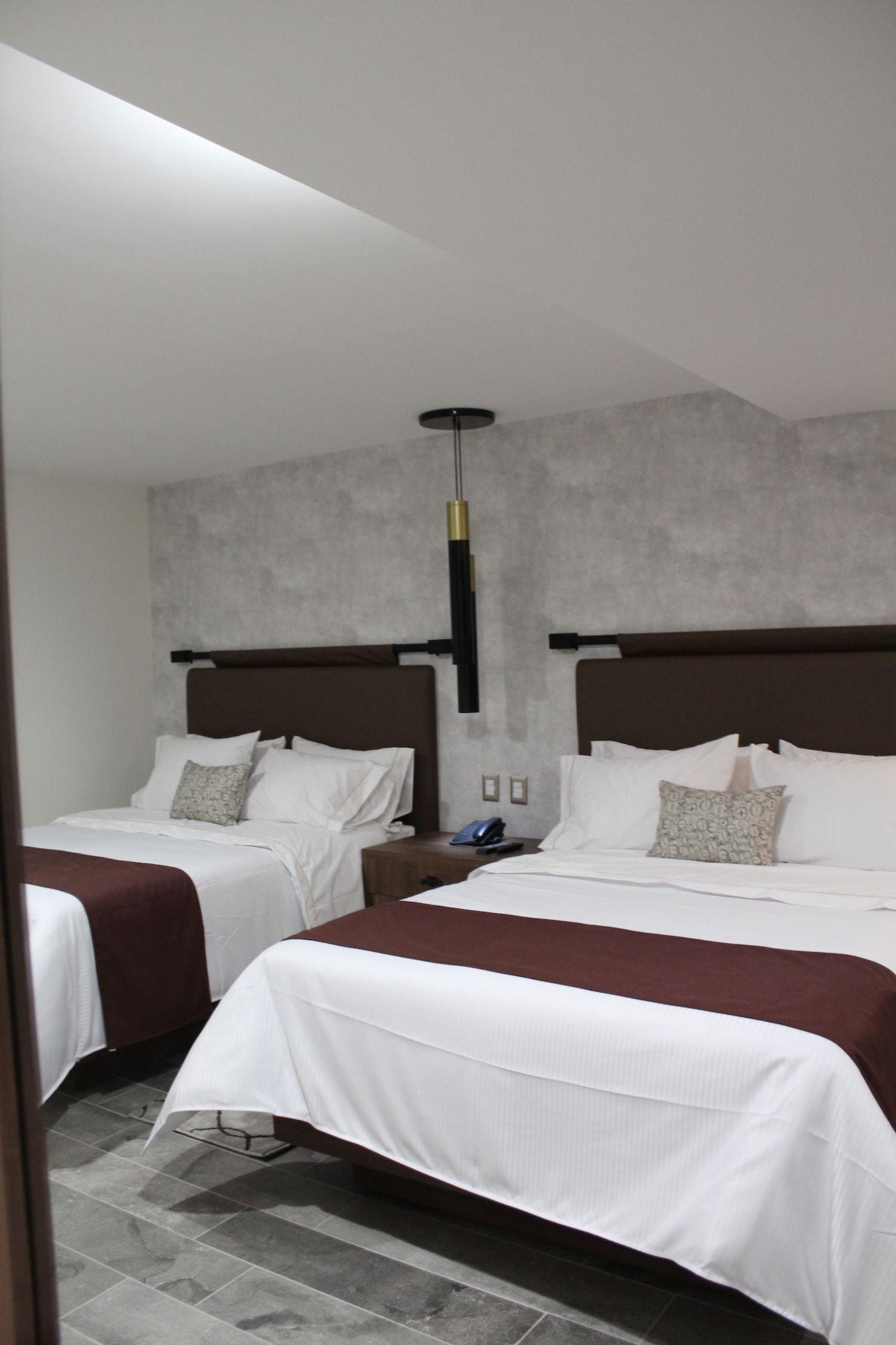 Hotel Ronda Minerva Гуадалахара Екстериор снимка